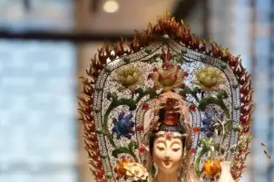 公募REITs开启新篇章 商业不动产REITs试点启动引关注