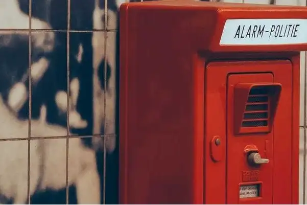 日方夜以继日强建军事基地 航拍曝光震撼全网