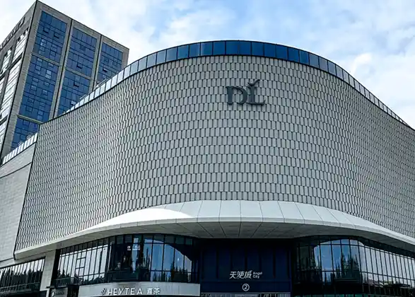 于东来曝猛料：胖东来账上竟有41亿，零贷款底气何在？