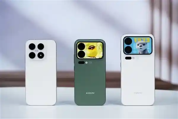 小米17标准版1TB震撼开售！5299元起，卢伟冰曝全系销量同比暴增超20%