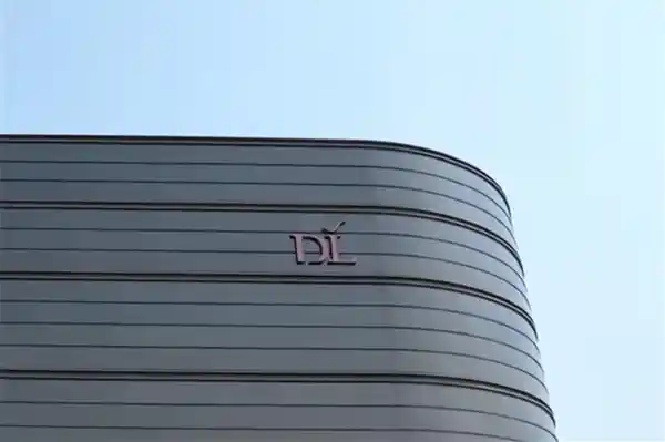 胖东来高薪挖译才：年薪50万起，带薪年假60天引热议