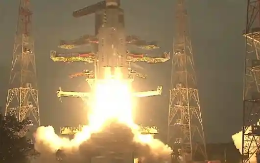 印度发射史上重量级卫星，4410公斤震撼登场