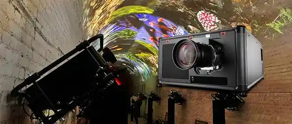 巴可QDX震撼焕新：重新定义高端工程投影巅峰之作