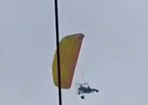 男子婚当天驾自制飞行器升空 民航局回应引热议