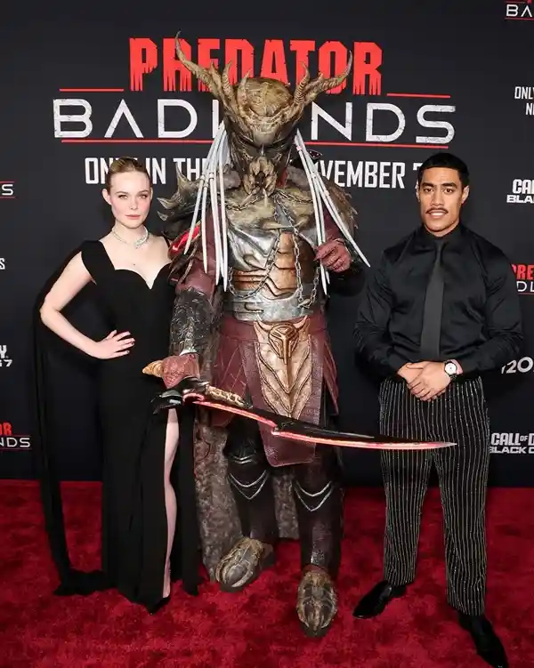 《铁血战士：杀戮之地》票房狂飙，引爆暑期档血腥热潮