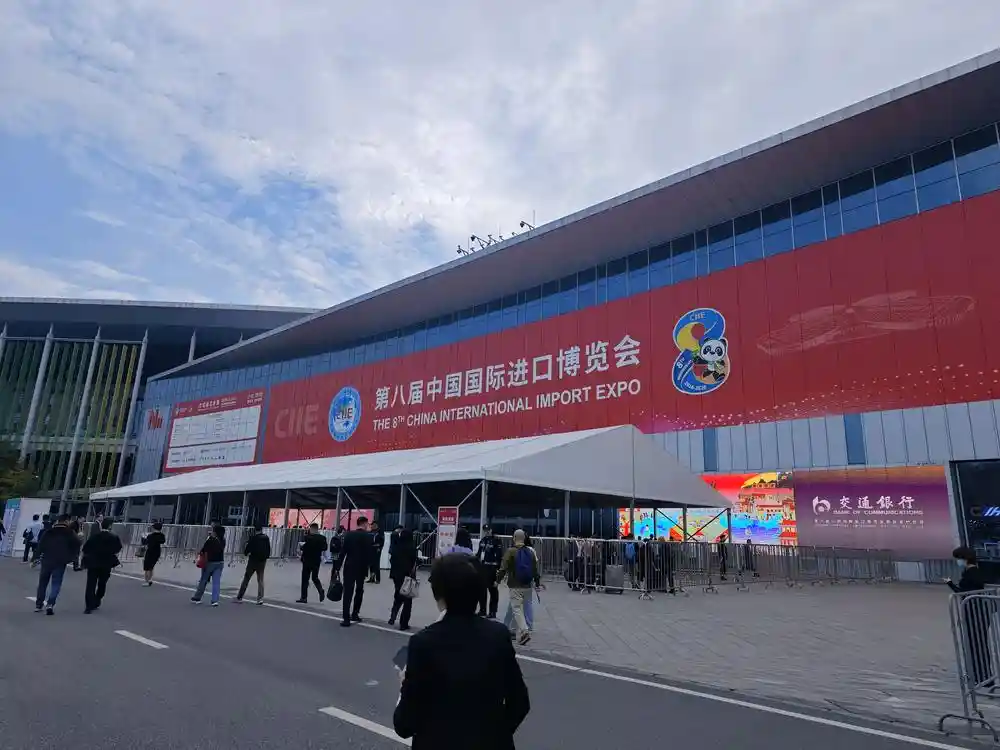 跨国巨头加速布局中国，进博会见证投资新高潮