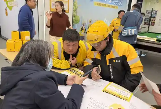 美团骑手社保补贴落地，600余窗口现场答疑解惑