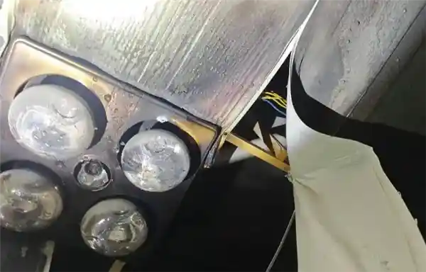 女子洗澡时浴霸突发起火，警示：取暖勿忘通风安全