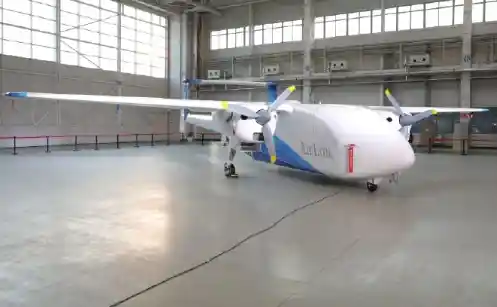 国产首架HH-200鸿鹄无人运输机下线，开启航空物流新纪元