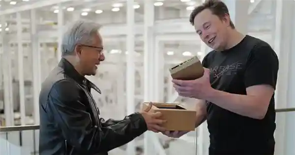 黄仁勋揭秘：首款AI超算竟只有一人敢下单！