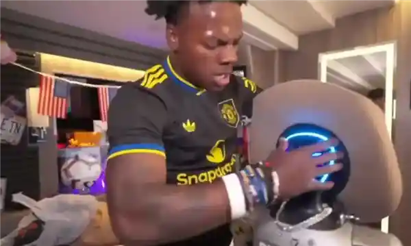 甲亢哥直播毁坏人形机器人，开发公司怒告索赔引热议