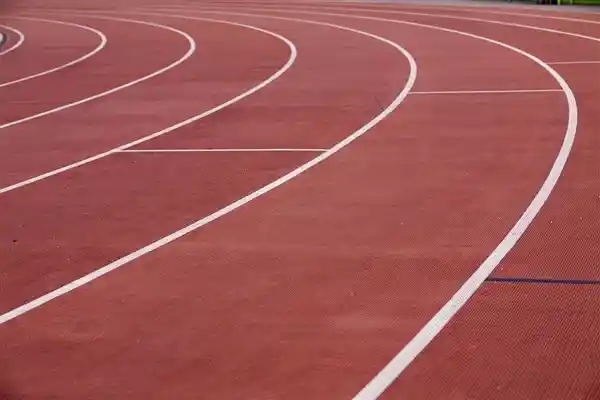 飞跃新辉煌！刘俊茜7秒55摘铜续写中国速度传奇