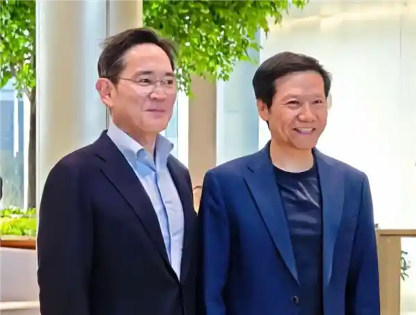 三星高通巨头联手探秘小米汽车工厂：雷军卢伟冰亲自接待，未来合作或掀波澜