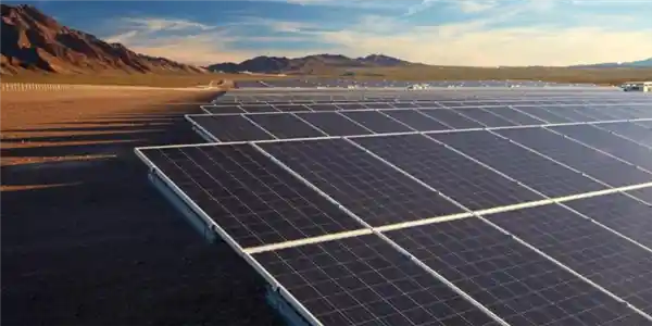 《颠覆行业！全球首款800W+光伏组件震撼问世》