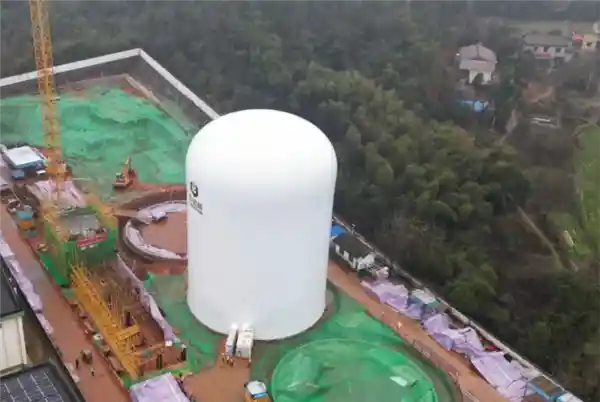 巨无霸诞生！我国首座9000吨级气膜粮仓成功充气亮相