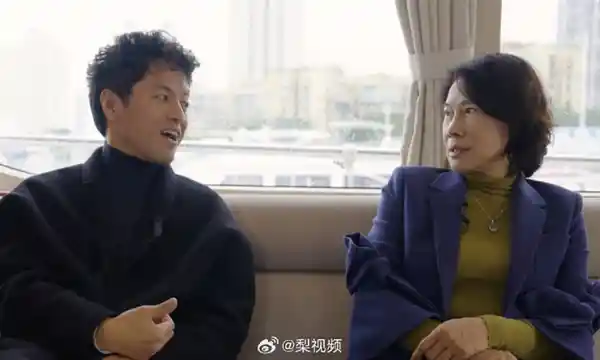 董明珠：严苛批评是爱的表达，年轻时带娃我比你更拼！