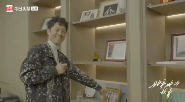 董明珠办公室揭秘：洛阳汉服闺蜜照成焦点