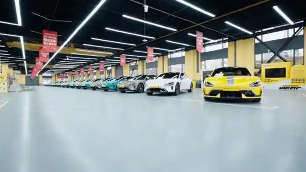 震撼来袭！懂车帝3月30日直播首发50台小米SU7准新车，每台直降1万限时抢购！