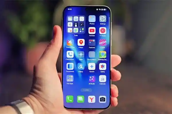 《直屏崛起：终结直曲之争，厂商追捧新风尚》