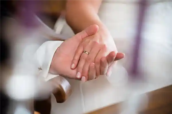 5月10日起施行！婚姻登记告别户口簿，结婚离婚更便捷