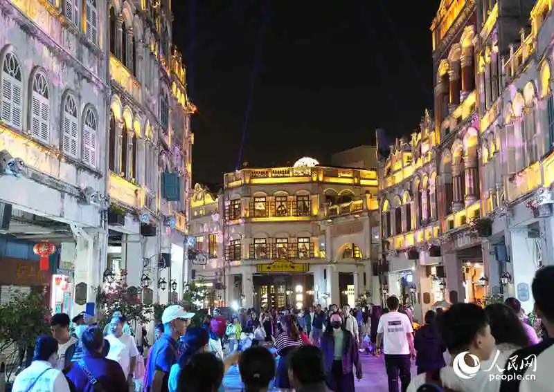 百年骑楼遇上英伦风情，消博会味桥联通中外文化