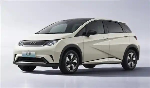 比亚迪放大招！2025款海豚惊爆7.98万，价格战引发市场地震