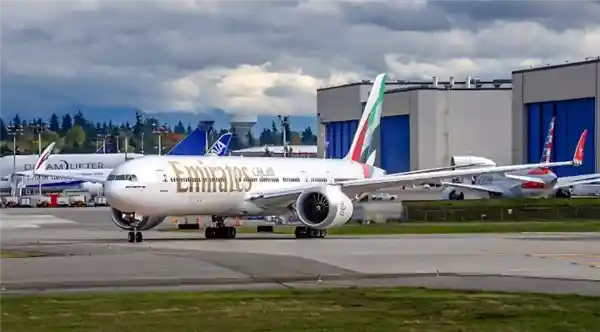 波音新一代777客机终于亮相佩恩机场：多次延期后迎来交付曙光
