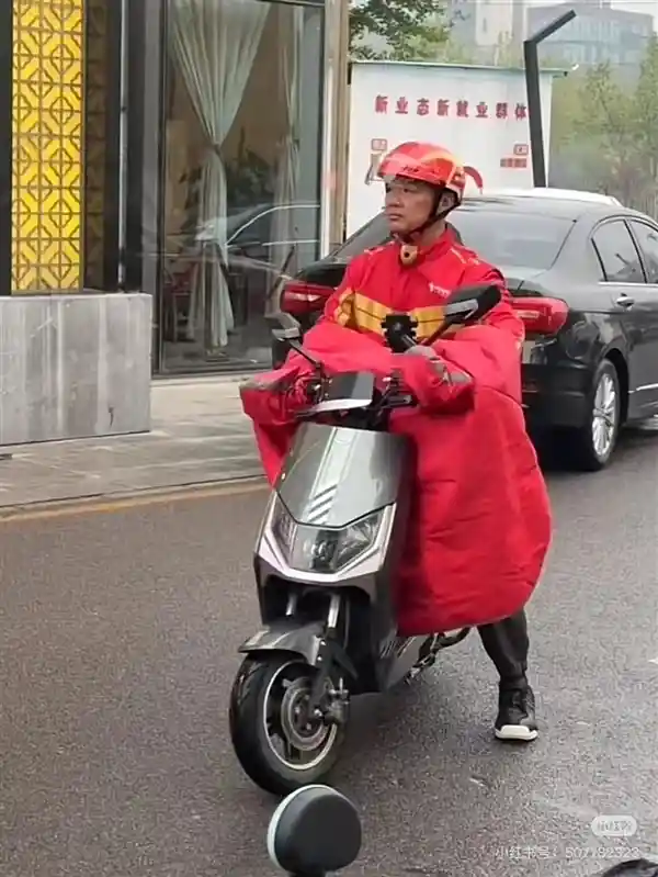 外卖骑手刘强东：放弃面子，专注里子的逆袭之路