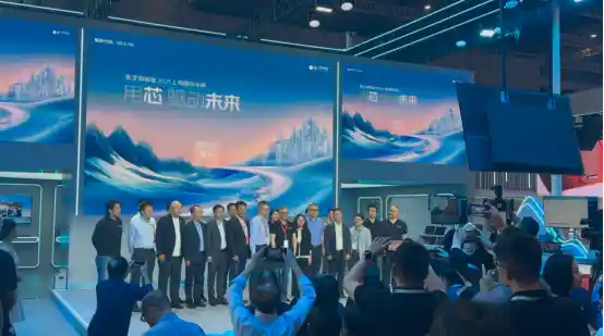 《芯动2025上海车展：芯片巨头亮剑登场，车载芯片角逐成本优化新赛道》