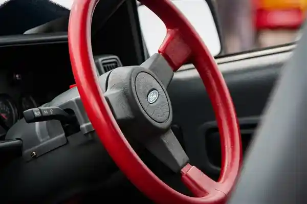 华为车BU CEO靳玉志直言：辅助驾驶命名需正名，部分车企销售竟说谎！