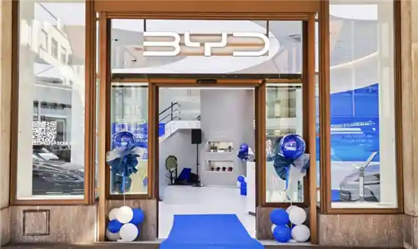 比亚迪登陆瑞士市场，携海豹、海狮等三款车型正式亮相