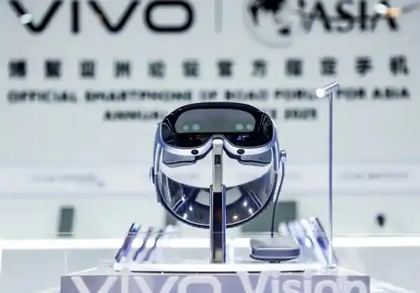 vivo进军元宇宙！首款MR头显vivo Vision震撼登场