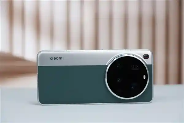 小米15 Ultra销量稳步攀升，创新功能吸引消费者热情购买