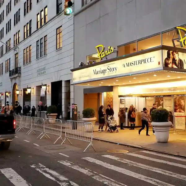 《悬疑大师归来：网飞独家呈现希区柯克经典之作》