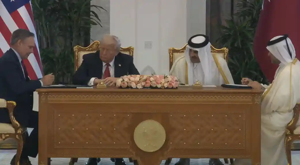 《特朗普口误惊呆全球：160架波音客机竟被估值2000亿！》