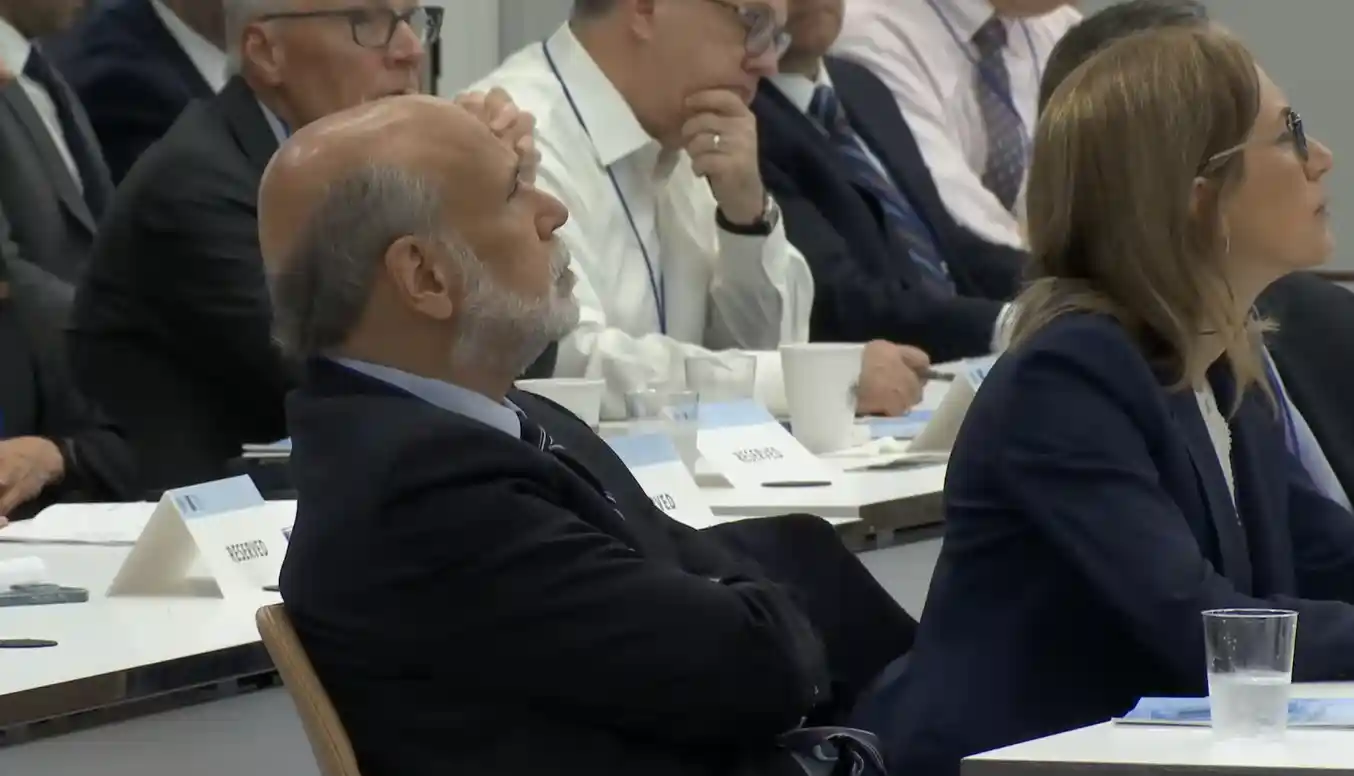 鲍威尔释放重大信号：货币政策框架迎历史性调整，通胀高波动时代或将来临！