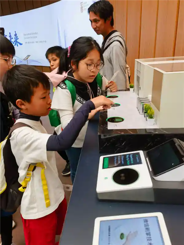 掌心一刷，未来已来！微信刷掌支付引爆日本惊叹：科幻照进现实？