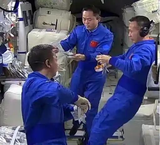 揭秘太空奇迹：中国空间站内首现神秘微生物新种——‘天宫尼尔菌’全球首发！