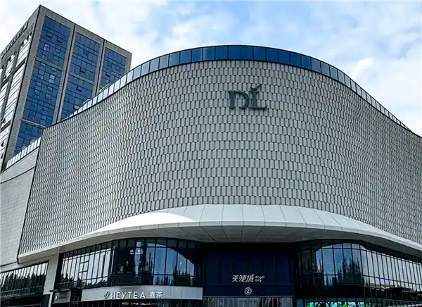 《透明如玻璃，开放迎核查——胖东来：谣言止步，真相前行》