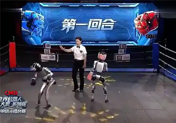 美女机器人夺冠后俏皮拍臀挑衅，团队揭秘：这是编程好的胜利庆祝动作