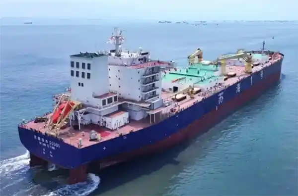 全球首创！我国打造首艘三文鱼超级工厂船：年产量8000吨引领海洋养殖新纪元