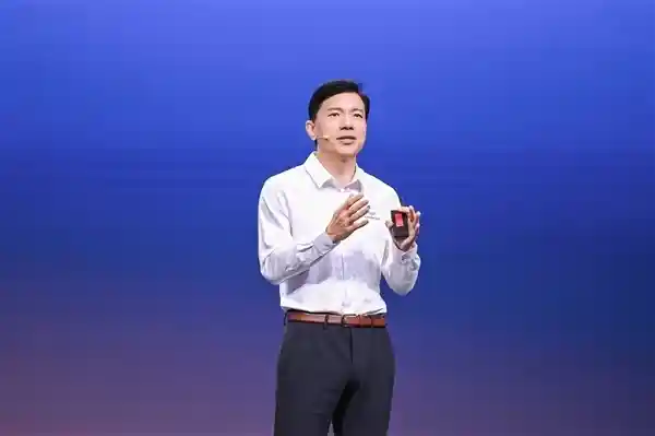 《百度力挺李彦宏私人飞机开支：大厂标配，底气何在？》