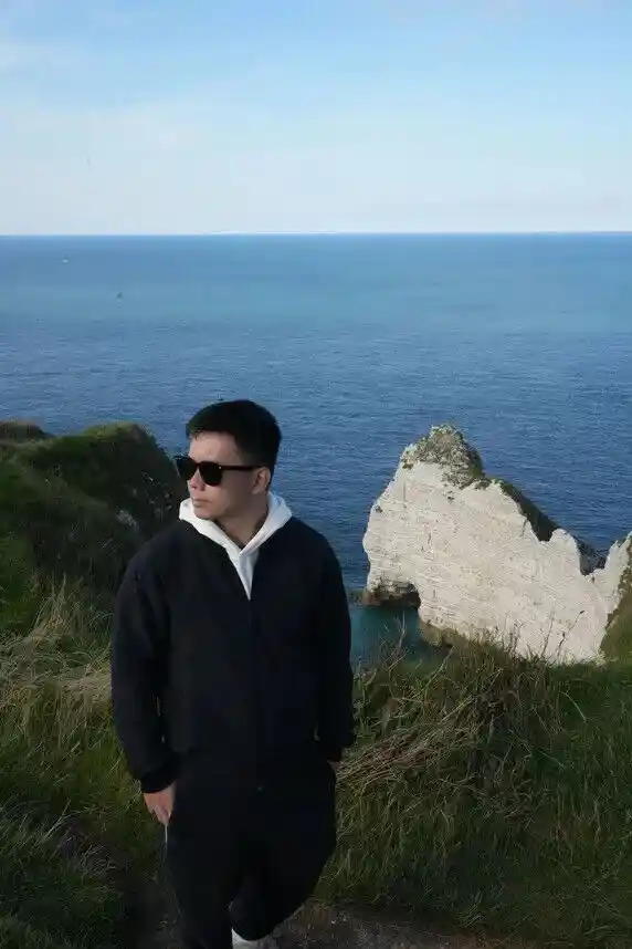 《从游戏失利到职场逆袭：前员工靠实力在华为大赛中斩获金奖》