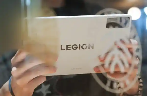 联想拯救者Y700平板四代冰魄白震撼登场：16GB+1TB仅售3599元起，游戏性能全面进化