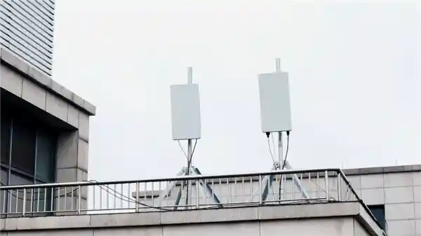 全国首创新突破！华为大上行技术验证成功，上传速率破1Gbps