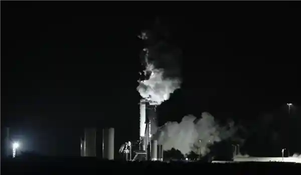 星舰意外原地燃爆！SpaceX独家回应：零伤亡无隐患揭秘背后真相