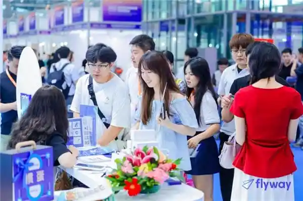 《飞来汇惊艳登场616跨境电商节，荣膺2025ChinaGo阳光守护奖》