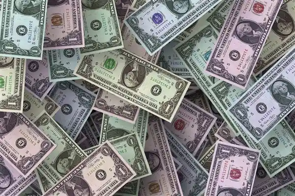 微软、苹果、特斯拉齐跌！2025《财富》美企500强榜单震撼揭晓