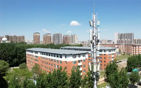 华为黑科技基站问世：智能波形实时自适应，通信效率飙升30倍！