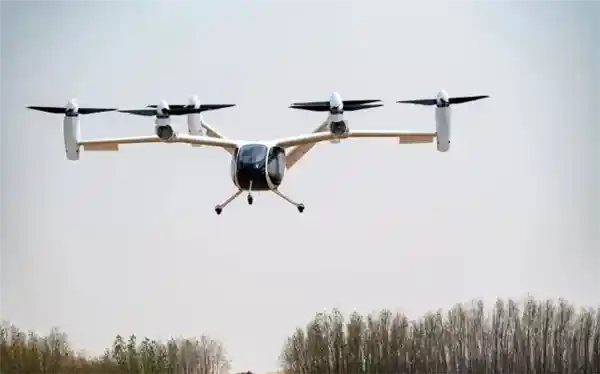 2026年上班坐‘飞的’！迪拜空中出租车首航成功引爆未来出行